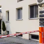 Aleja 69 Balcony