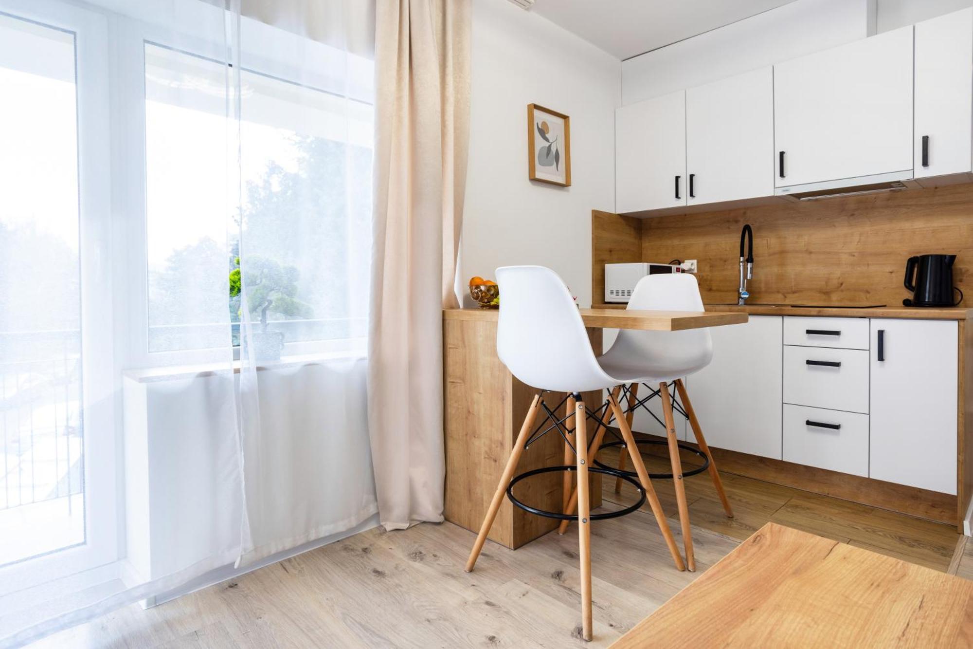 Aleja 69 Balcony Apartment *